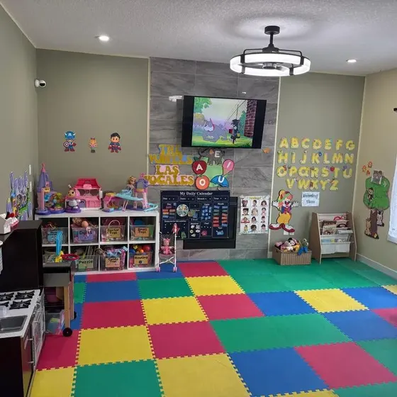 Área de juegos y lectura interior